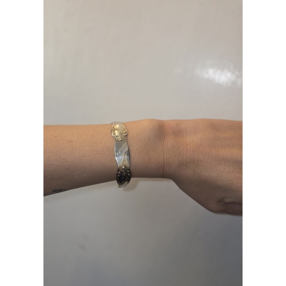 William Rogers Oneida Silver Plate Cuff Bracelet Vintage Engravable. 6 Adjustabl